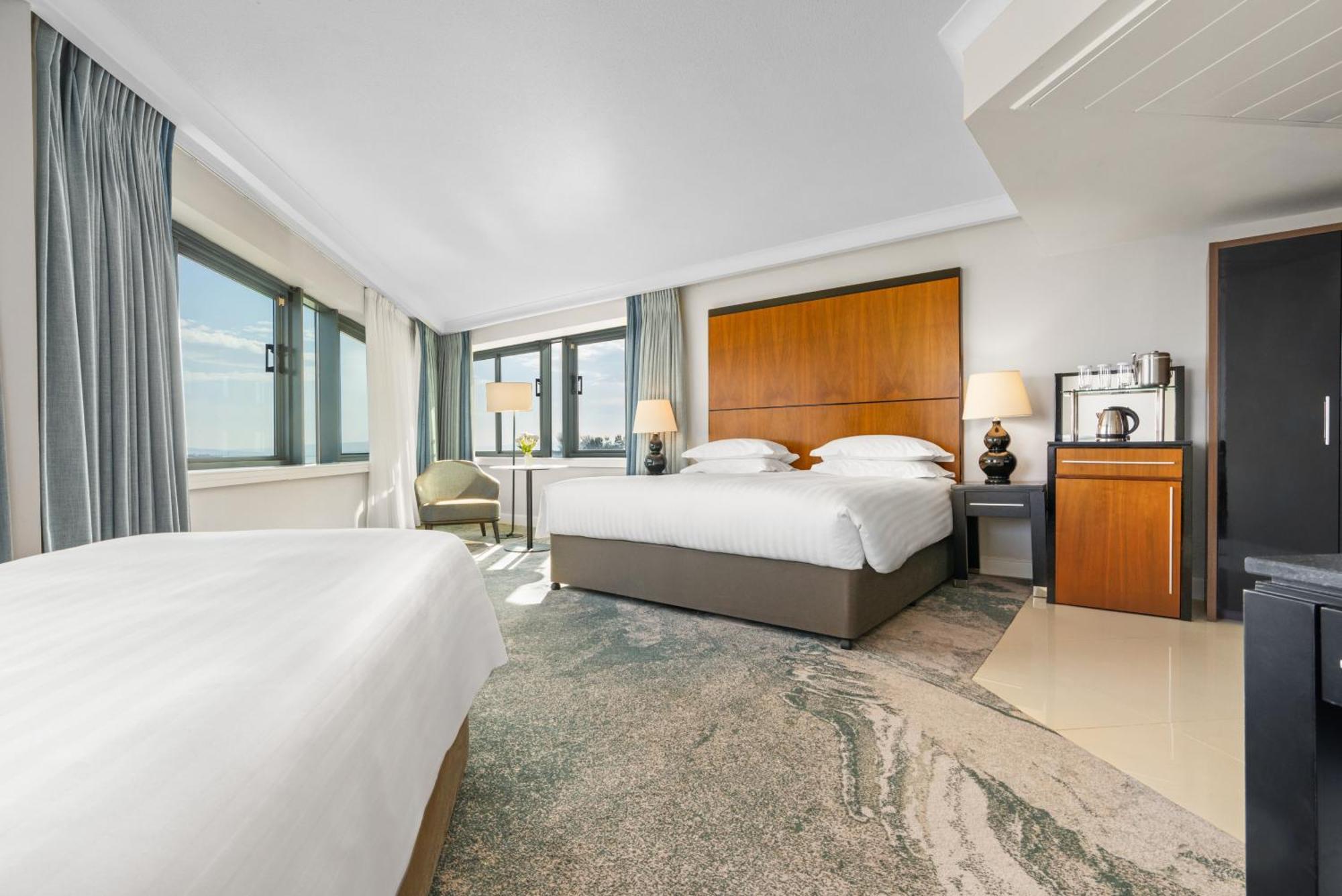 The Galmont Hotel & Spa Голвей Екстер'єр фото